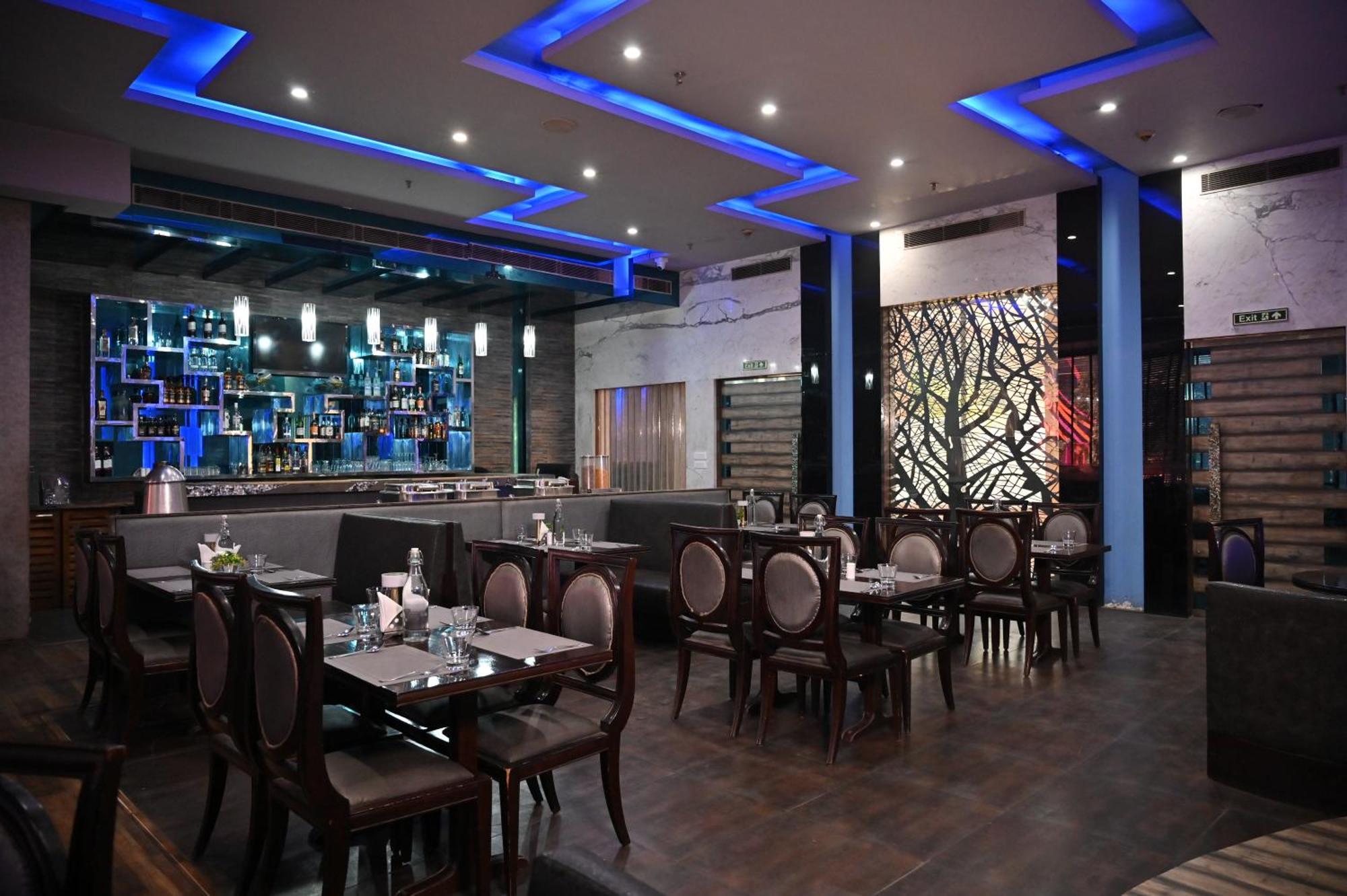 Club Florence คูร์เคาน์ ภายนอก รูปภาพ